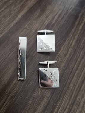 Men's Silver-Tone Cufflink and Tie Clip Set